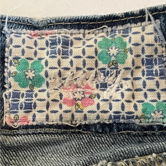 Siwy Denim Dani Distressed Mini Skirt size 28” Waist - Picture 6 of 7